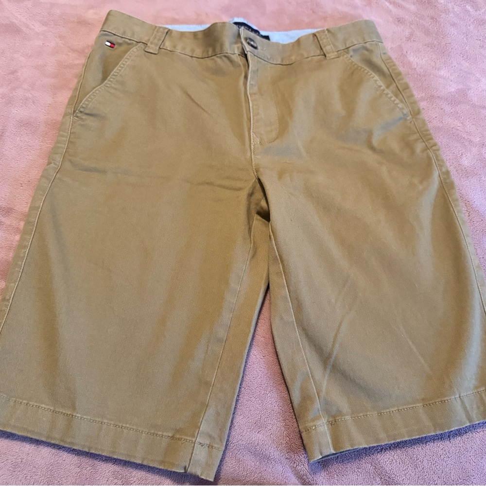 Tommy Hilfiger Men's Khaki Flat Front Shorts